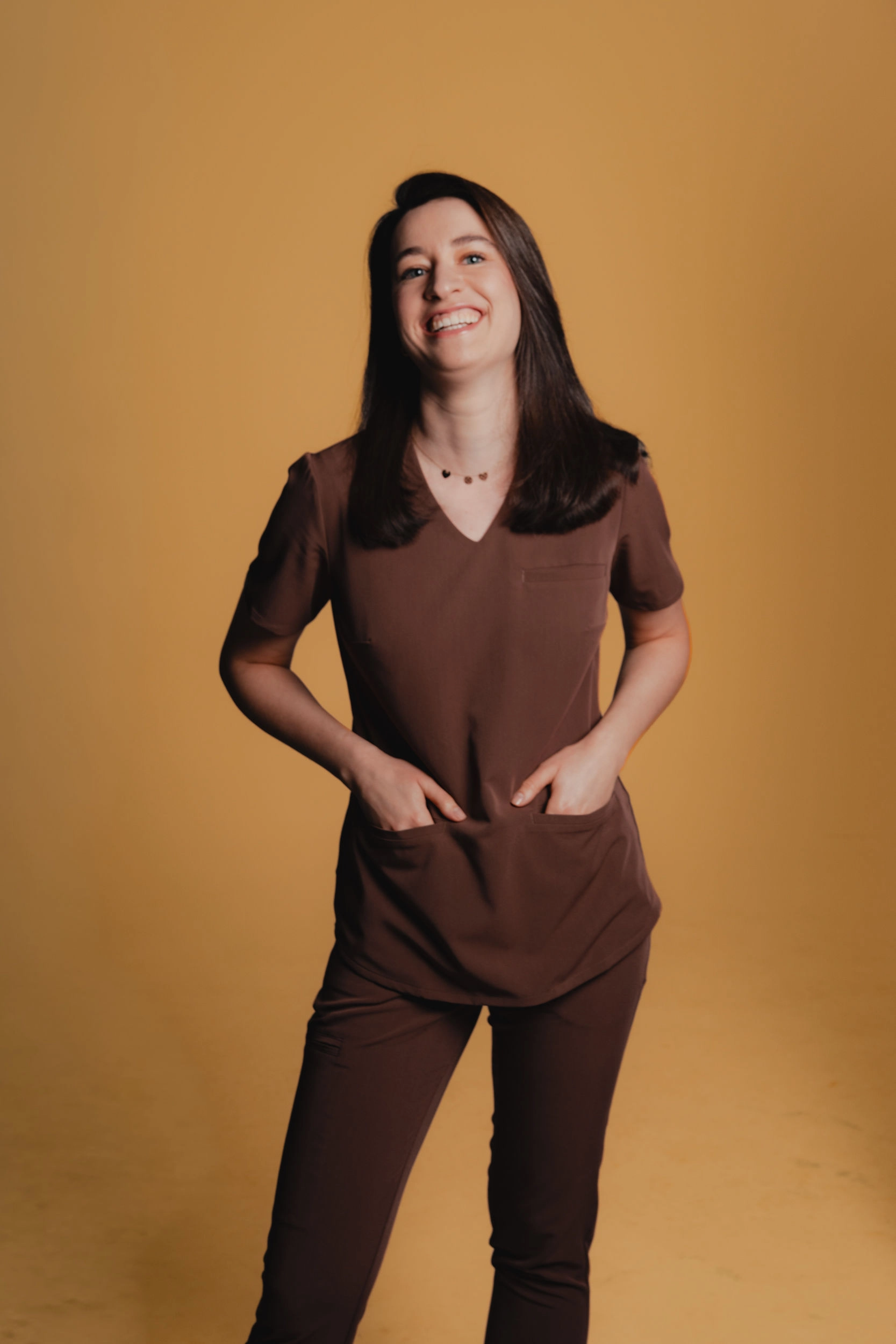 Ewelina KirjewDental assistant